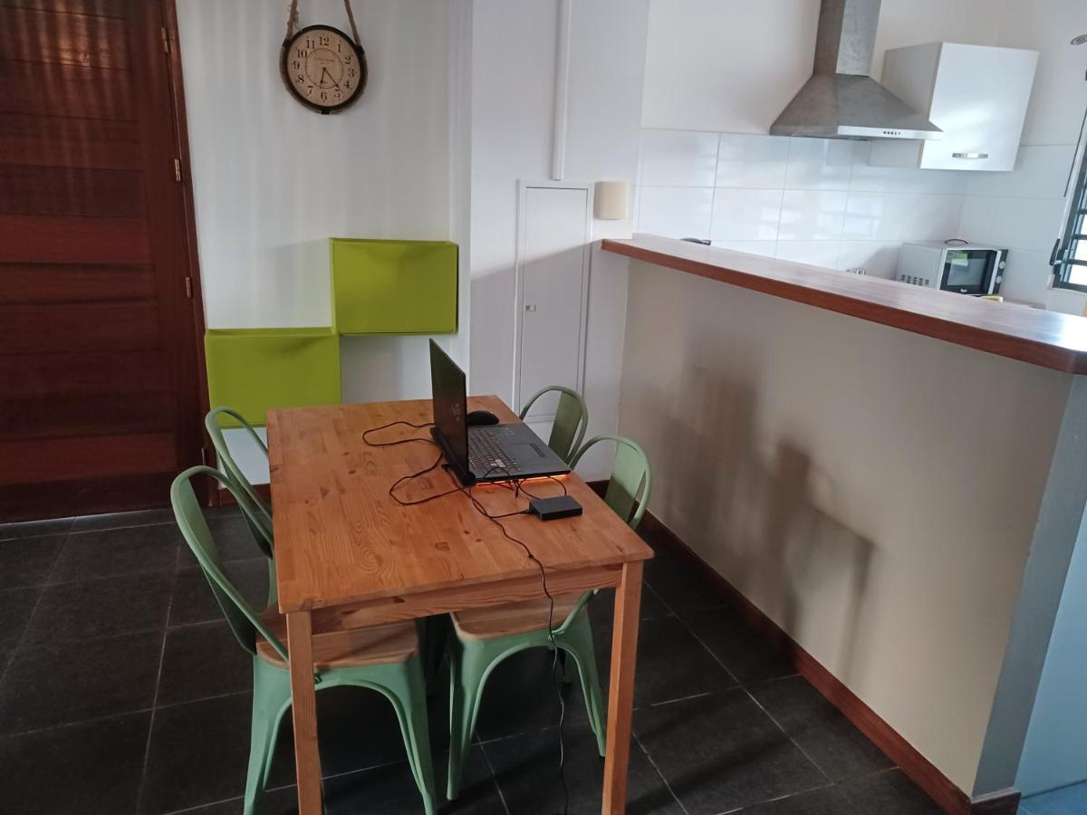 Hibiscus Standing- Appartement Cosy- 2 Chambres Climatisees- Cuisine Equipee- Wifi-Terrasse Καγιέν Εξωτερικό φωτογραφία