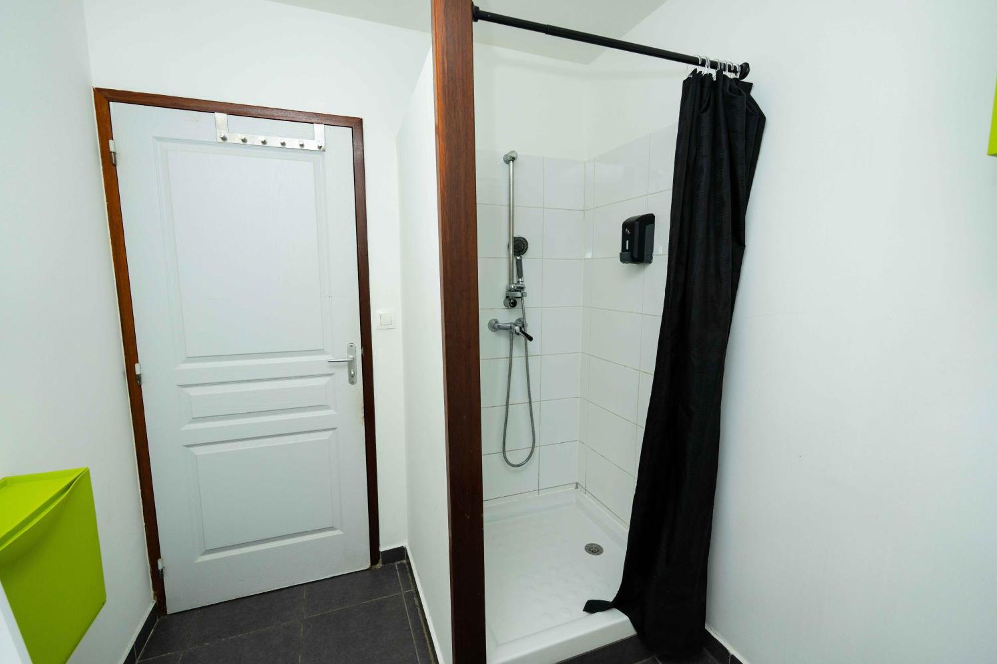 Hibiscus Standing- Appartement Cosy- 2 Chambres Climatisees- Cuisine Equipee- Wifi-Terrasse Καγιέν Εξωτερικό φωτογραφία