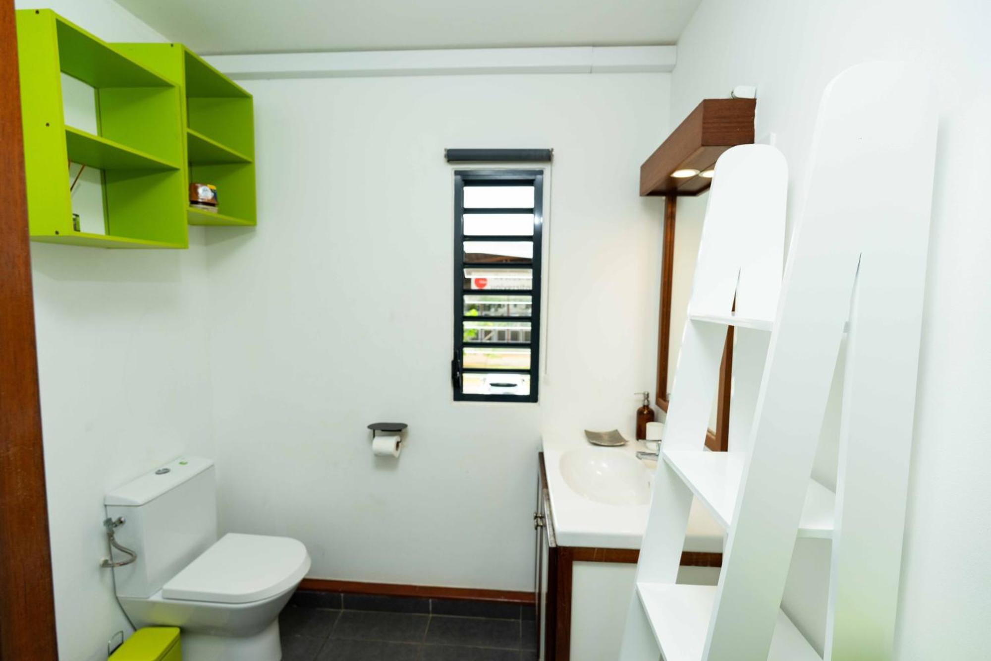 Hibiscus Standing- Appartement Cosy- 2 Chambres Climatisees- Cuisine Equipee- Wifi-Terrasse Καγιέν Εξωτερικό φωτογραφία