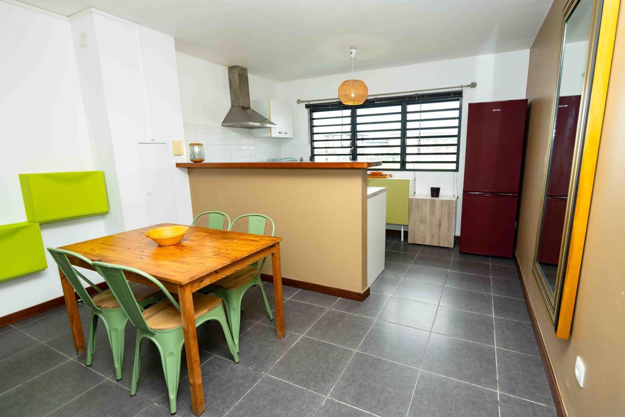Hibiscus Standing- Appartement Cosy- 2 Chambres Climatisees- Cuisine Equipee- Wifi-Terrasse Καγιέν Εξωτερικό φωτογραφία